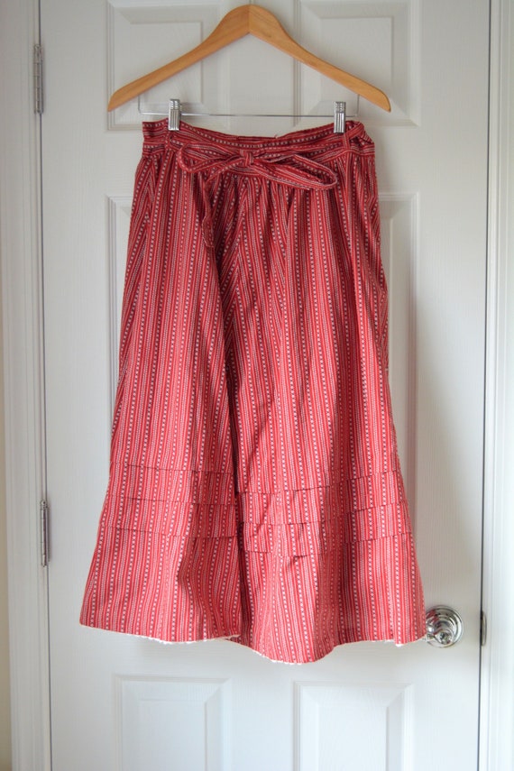 Vintage 1960s Calico Red Prairie Inspired Skirt |… - image 1