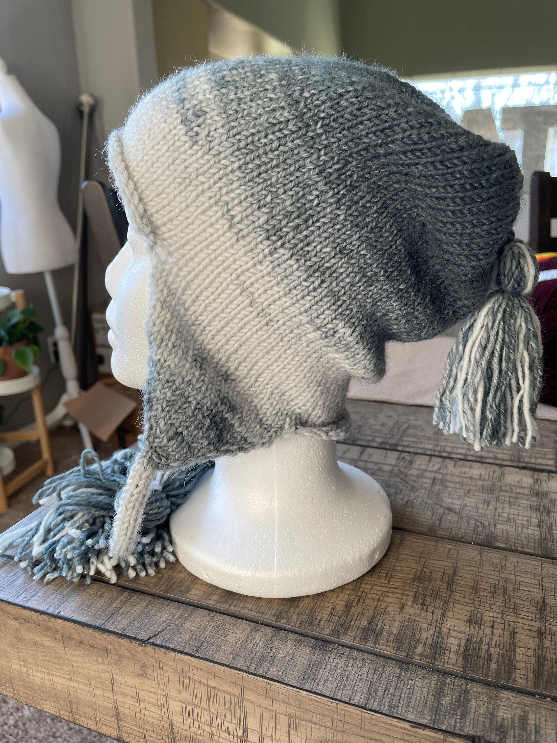 Slouchy Earflap Knit Beanie With Tassels in Gray Wool  display picture 3