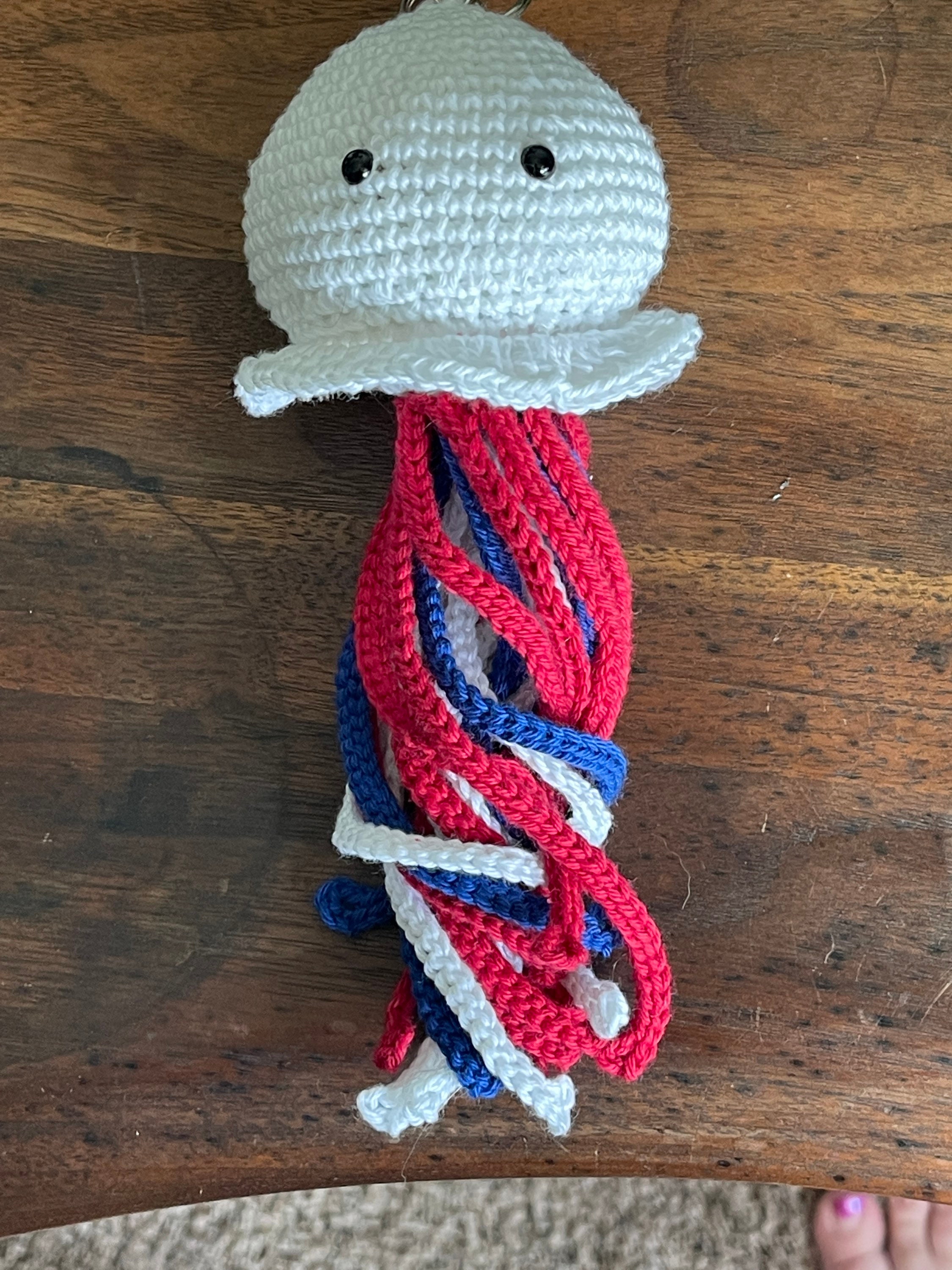 Porte-clés Peluche Rose Méduse Fait Main Au Crochet - Clip Pour Sac à Dos - 15 Cm
