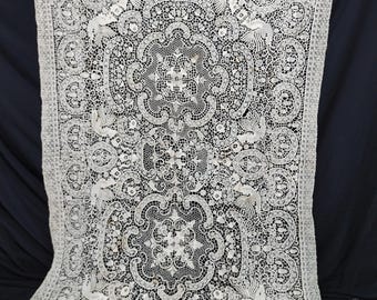 Vintage Linen Lace Tablecloth: Handwoven Point de Venise Needlework (93x62 inches)