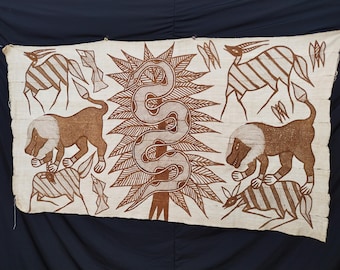 Vintage Korhogo Cloth Wall Hanging: Handmade African Mudcloth Art