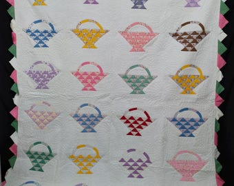 Vintage Hand Quilted patchwork  needlework hand stitched basket design Quilt A86