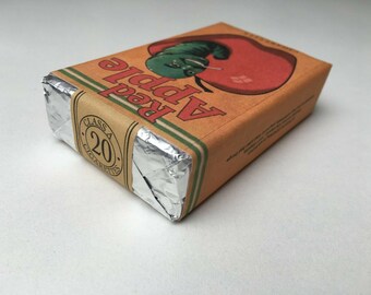 Red Apple Cigarettes Replica Pack TARANTINO Pulp Fiction Cosplay Bill Once  Hollywood Movie Props Tobacco Fake Packet