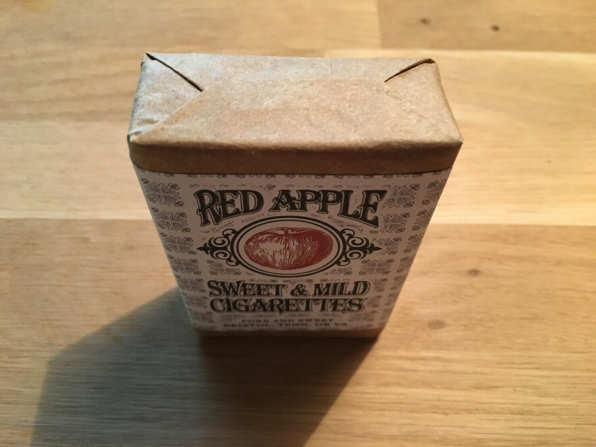 レッドアップル タランティーノ レプリカ Red Apple cigaretets Django Unchained Replica pack Quentin