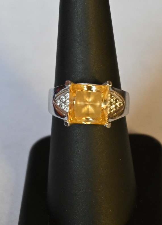 Beautiful Sunshine Yellow CZ Sterling Silver Ring Size 7 1/4  display picture 1