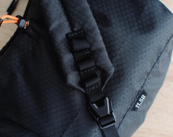 Nylon Hex Blak Hobo Sack: Techwear Crossbody Messenger Bag
