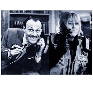 Wurx 68: Happy Valley's Catherine Cawood vs. Terry-Thomas, A5, monochrome voorkant, zwart-wit achterkant, 200 mg matte afwerking.