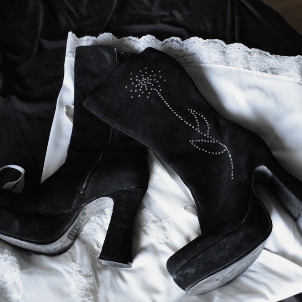 Vintage Black Leather/Suede Baker’s Platform Boots, Size Women’s 7 1/2