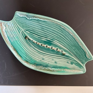 Vintage Mid Century Atomic Retro Green Ceramic USA Pottery Ash Tray