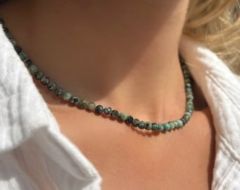 African turquoise necklace, natural stone necklace, turquoise choker made of genuine gemstones, pearl necklace, natural stone, dark green necklace, boho chic style