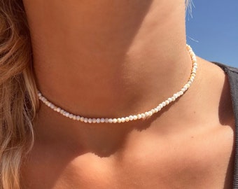 Weißer Edelstein Choker Perlenkette Weiß Halskette Perlen Weiß Perlen Halskette Weiße Perlenchoker Weiß Perlen Kette Weiß Edelsteinkette
