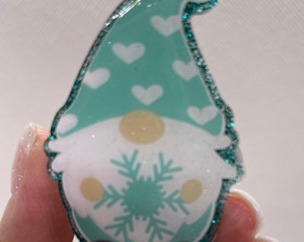 Snowflake Gnome Badge Reel