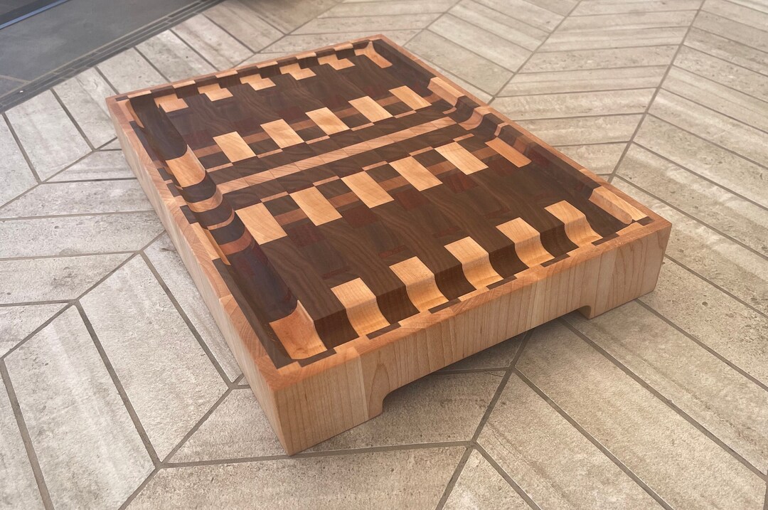 End Grain Cutting Board | Personalized | Custom Meat Board | Walnut - Etsy