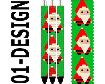 Puede incluir: Tres bolígrafos con temática navideña. Los bolígrafos tienen un fondo verde con un patrón de Papá Noel. El texto "01-DESIGN" está en el lado izquierdo de la imagen. Los bolígrafos son negros y plateados.