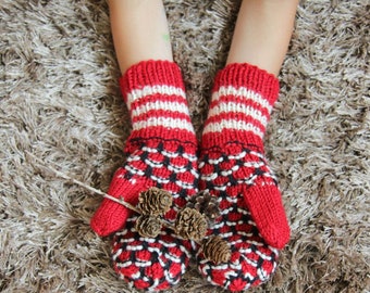 Set Of Two Knitted Mittens For 5-6 Years Old Twins. Red Hand Warmers As Red Roses