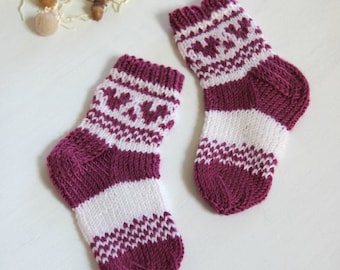 Knitted Lilac color merino wool socks for  3-4 years old kid