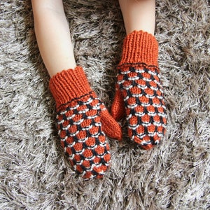 Hand Knit Merino Wool Orange Mittens for 3-4 years old Kid. Winter Accessories for Little Ones. image 3