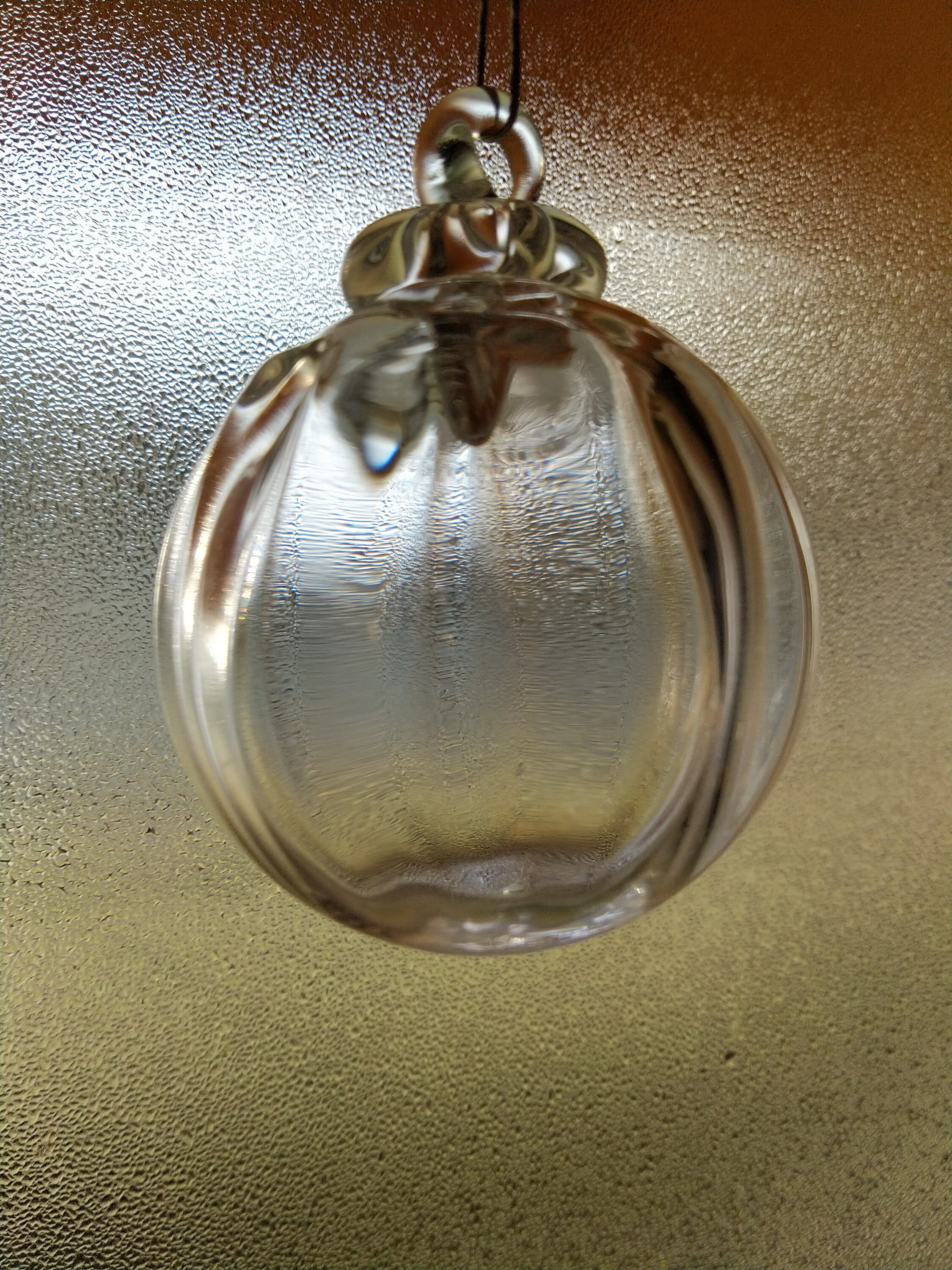 Boule en Verre Soufflé Transparentes Cannelée