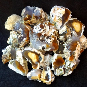 Wholesale Raw Bicolor Blue Orange Chalcedony 1 Kg