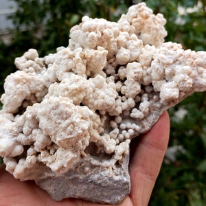 Popcorn Calcite Uv Reactive Fluorescent Mineral Specimen
