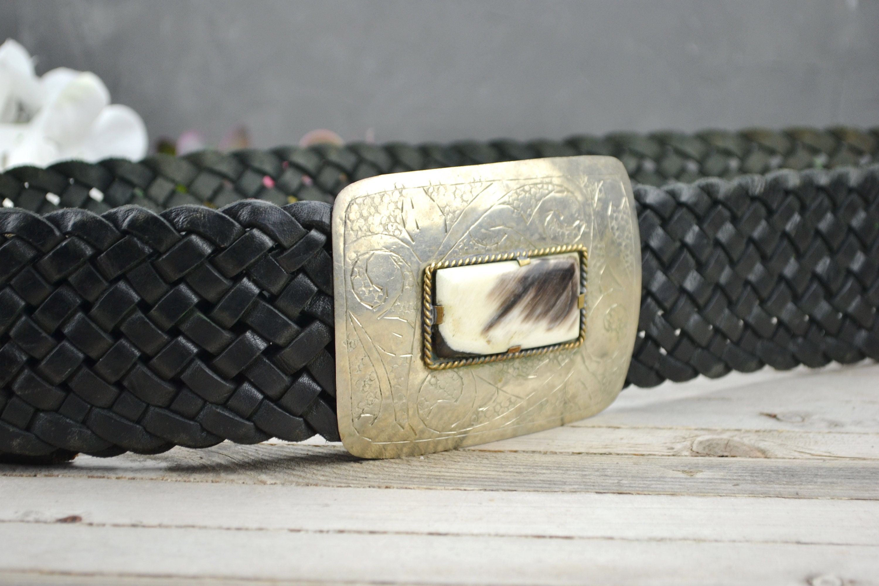 Vintage Woven Black Leather Belt: Handmade Boho Statement  display picture 1