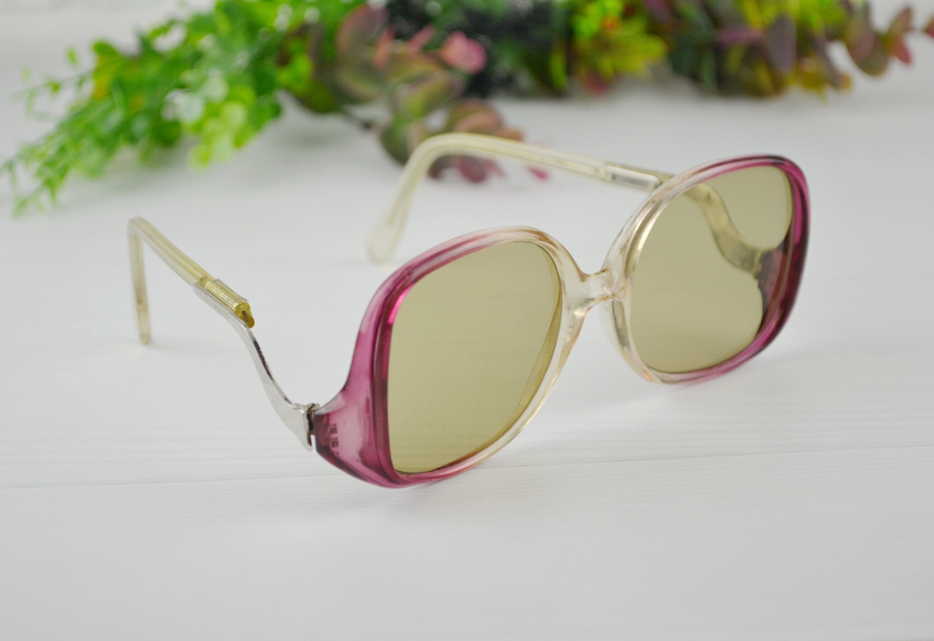 Cute Pink Cat Eye Sunglasses Retro Shade For Women Ultra Light