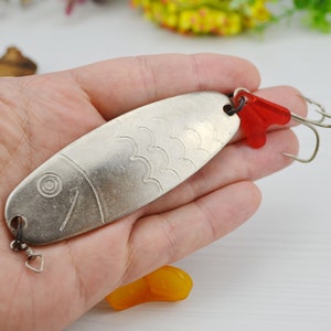 Vintage Fishing Lure 1970s. Vintage fish bait . Fishing Equipment Collectible Fishing Gift. Gift for Fisherman Fishing Decor 1970s