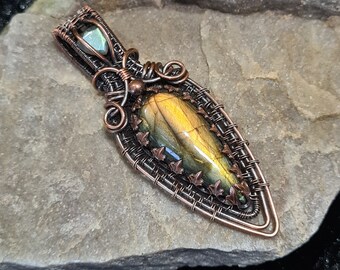 Double Labradorite Swirl Pendant in Copper