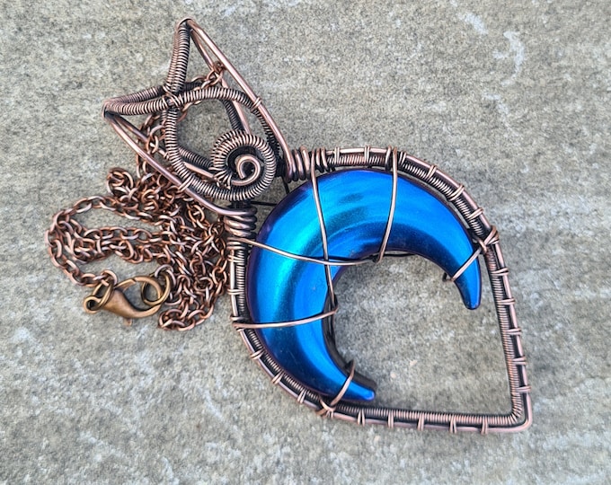 Metallic Iridescent Blue Pendant