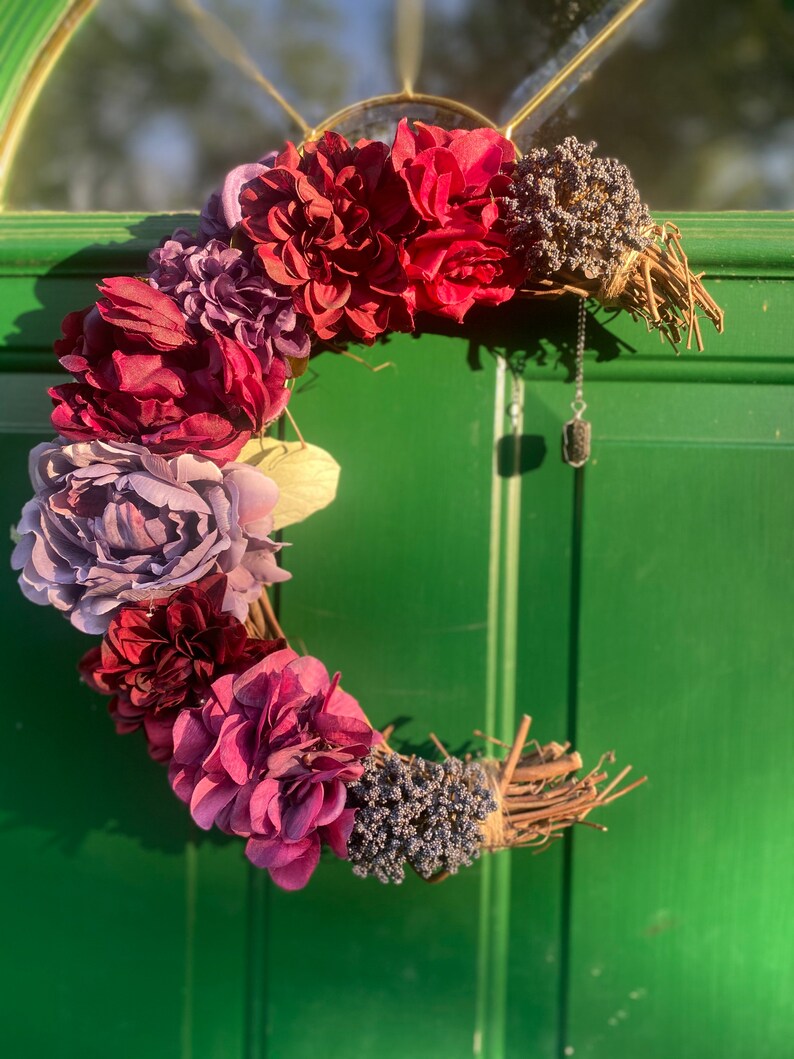 Download Beautiful Flower Crescent Moon Wreath with Healing Crystal ...