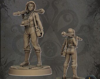 Exploradora veterana femenina v2: modelo de mesa impreso en resina 3D