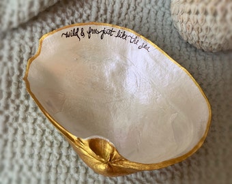 Seashell Jewelry Dish, Ring Dish, Trinket Dish, Wedding Gift, Coastal Decor, Ocean Decor, Beach Decor, Gift For Her, Beach Gift