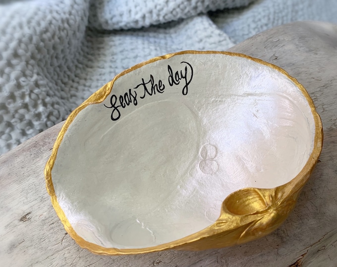 Seashell Jewelry Dish, Ring Dish, Trinket Dish, Wedding Gift, Coastal Decor, Ocean Decor, Beach Decor, Gift For Her, Mother’s Day Gift
