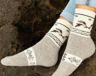 Calcetines 100% lana de oveja con copos de nieve y ciervos: calcetines gruesos y cálidos para invierno, calcetines térmicos mongoles, regalo de lana natural para hombres y mujeres.