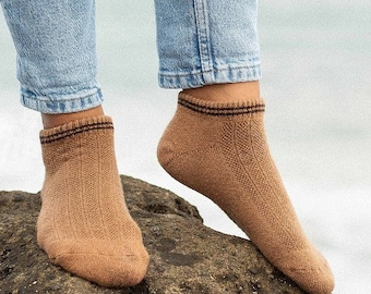 Calcetines tobilleros de lana de camello al 60%: calcetines gruesos y cálidos de invierno, calcetines térmicos mongoles para senderismo, regalo de lana natural para hombres y mujeres.