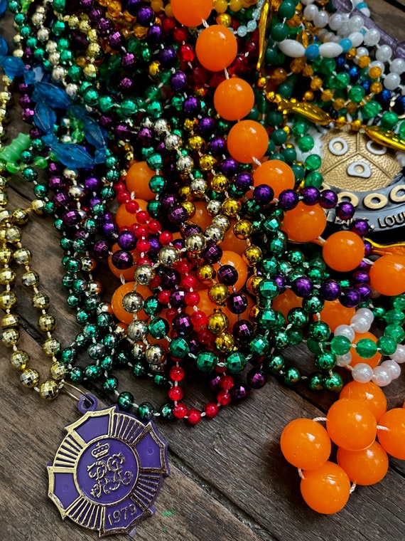plastic mardi gras beads