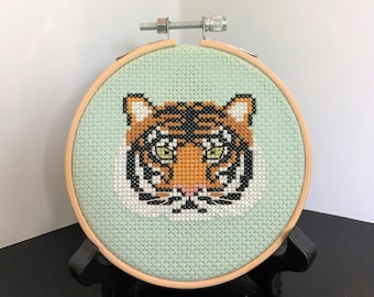 Pattern Tiger Easy Cross Stitch--4 inch