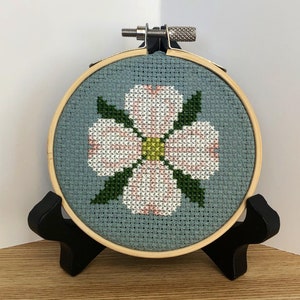 Pattern Dogwood Flower Easy Cross Stitch 3 Inch