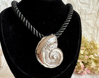 Nautilus silver necklace/ conch chocker/ shall necklace 17” with extend/ trendy shell sculptural necklace/ women gift/ shell necklace/