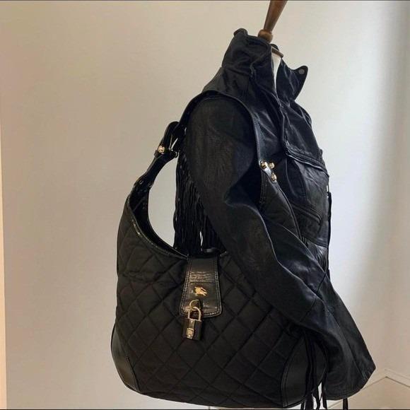 Burberry Prorsum Black Quilted Nylon Hobo Shoulder Bag Gold Hardware Padlock Burberry Prorsum Black Quilted Nylon Hobo Shoulder Bag Gold  main image 2