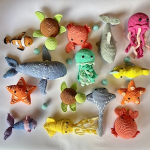 Animales marinos tejidos a mano