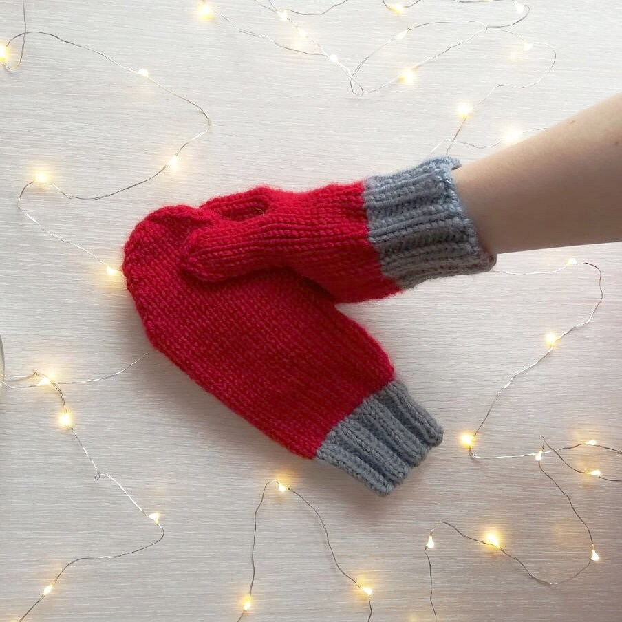Red Mittens Knit Pattern Classic Mittens Basic Mitts For Etsy