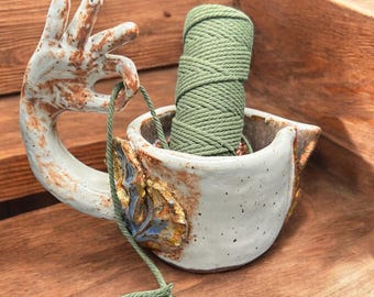 Taza de cerámica de bellas artes original hecha a mano "Gut Cup"