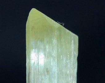 Natural Terminated Green Color Kunzite Crystal, Raw Kunzite, Kunzite Gemstone, Kunzite Crystal From Afghanistan - 50 Gram