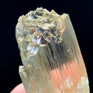 天然の黄色のトリフェーン クンツァイト クリスタル イエロー クンツァイト トリフェーン クリスタル、天然