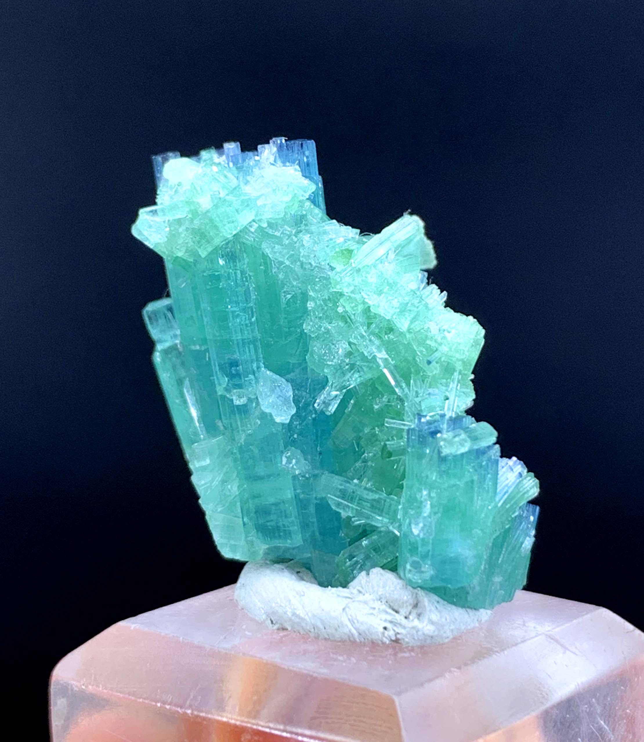 アフガニスタン産天然インディコライトブルートルマリンクラスター