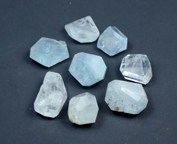 パキスタンのスカルドゥ産アクアマリンビーズ 8 個セット - Etsy 日本