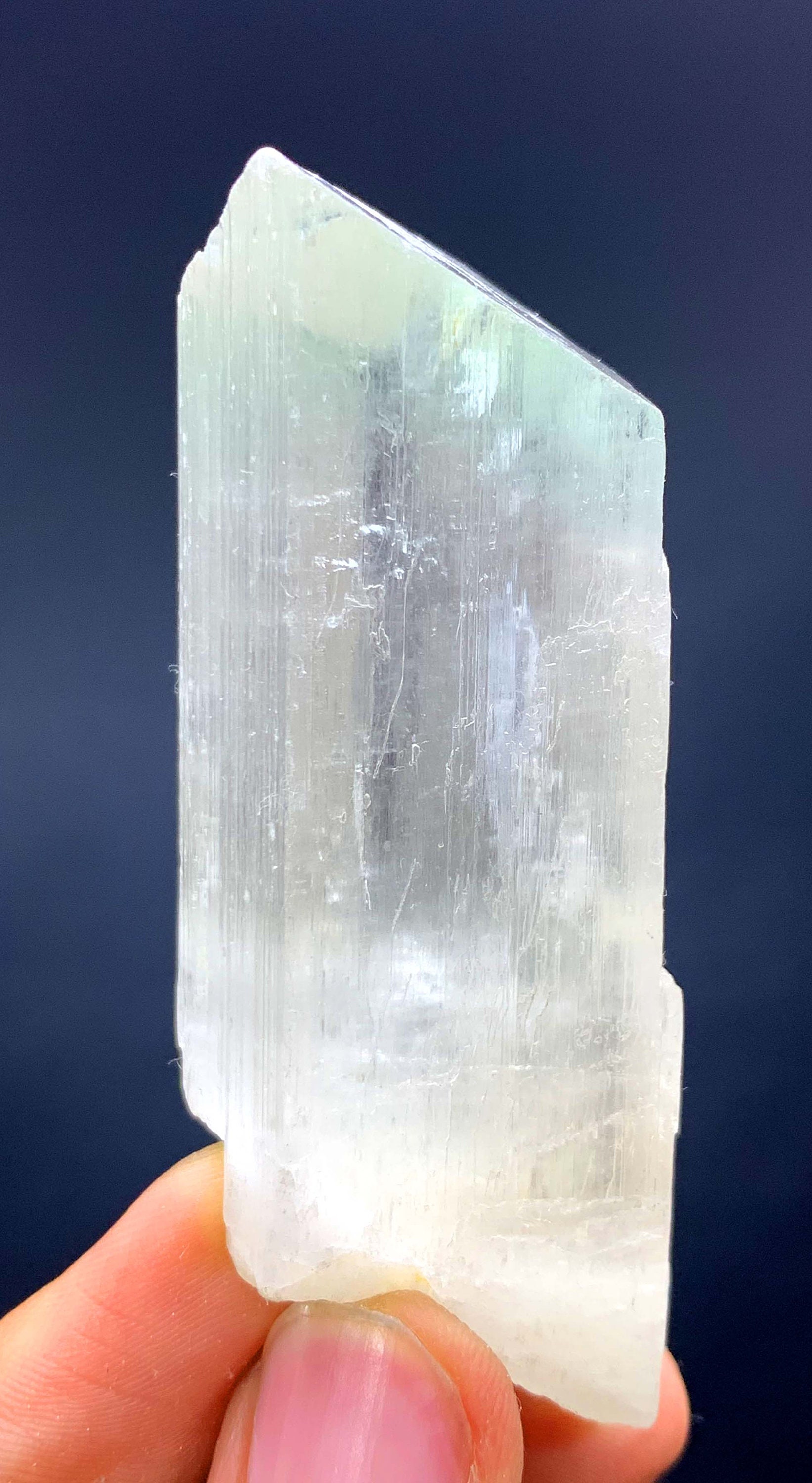 アフガニスタン産天然V字型クンツァイトクリスタル（76グラム） - Etsy