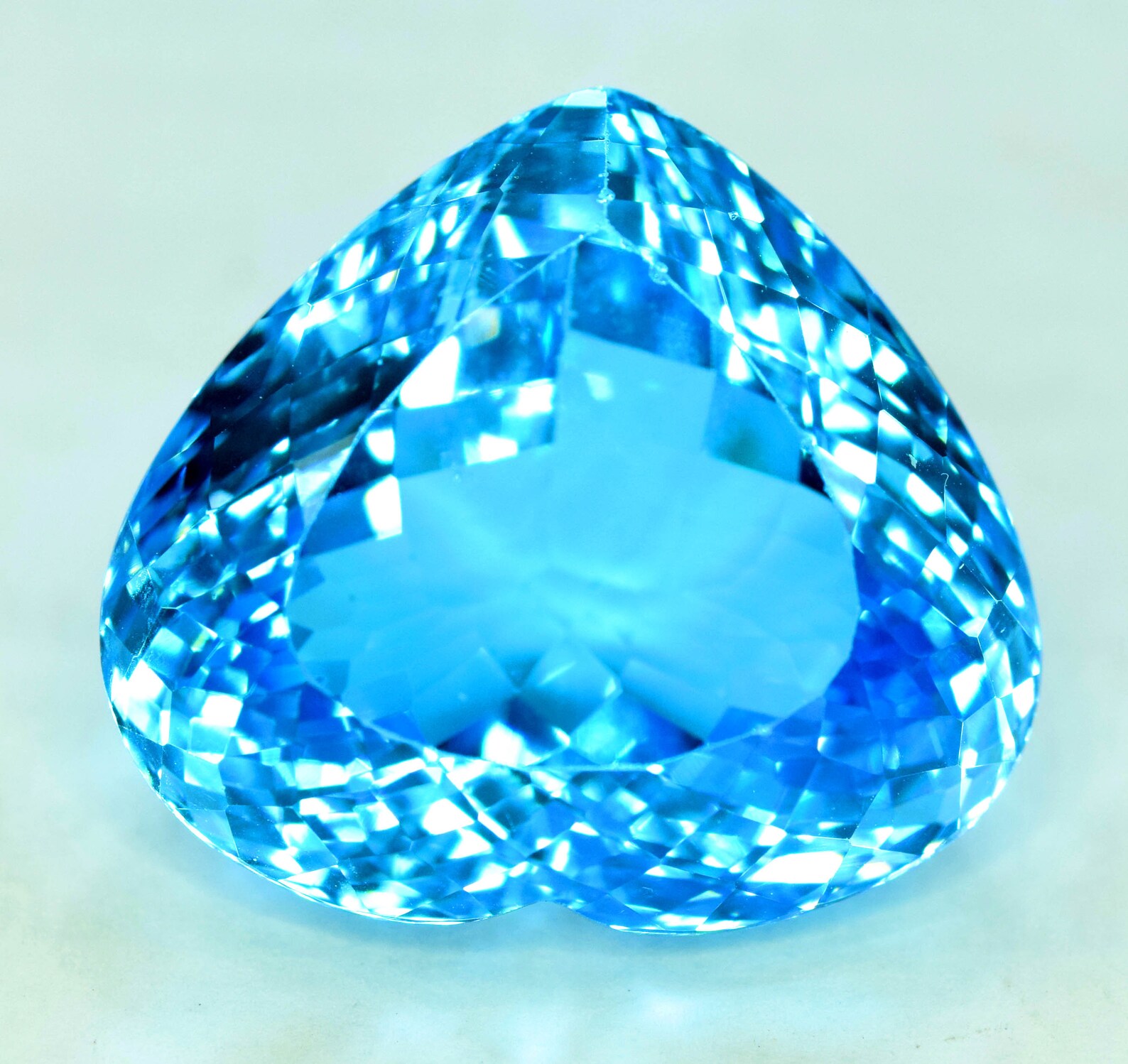 Piedra preciosa de topacio eléctrico de topacio azul 43,70 cts 21 19 13 ...
