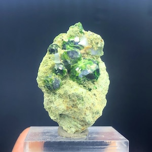 Demantoid Garnet, Green Garnet, Garnet Crystals, Garnet Stone, Raw Garnet, Mineral Specimen, Garnet For Sale - 32 Gram